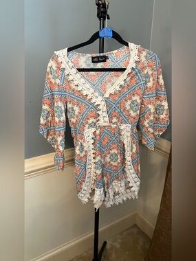 Coral & Light Blue Crochet-Trim V-Neck Tunic
